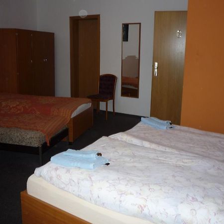 Gasthof & Pension Hause Halle  Room photo
